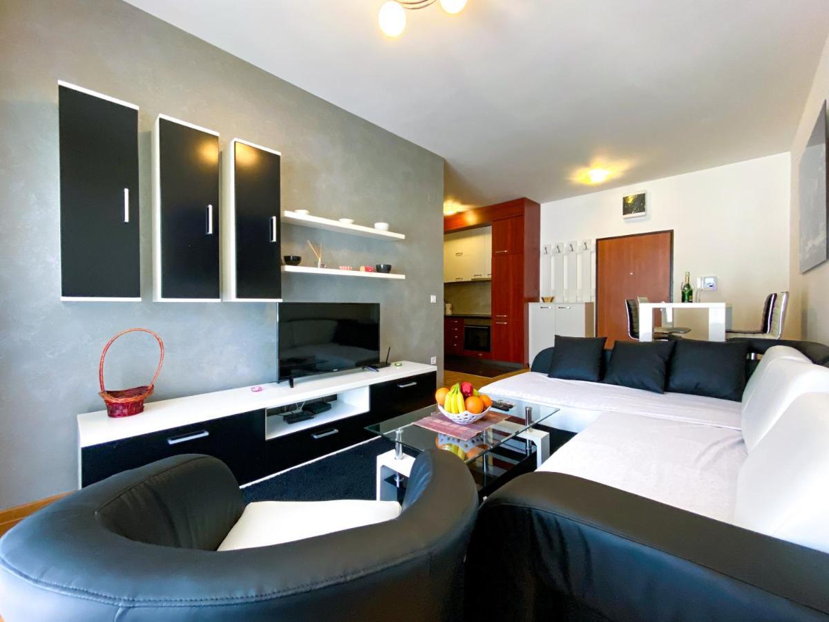 Apartments Luka Bu2 Budva Buitenkant foto
